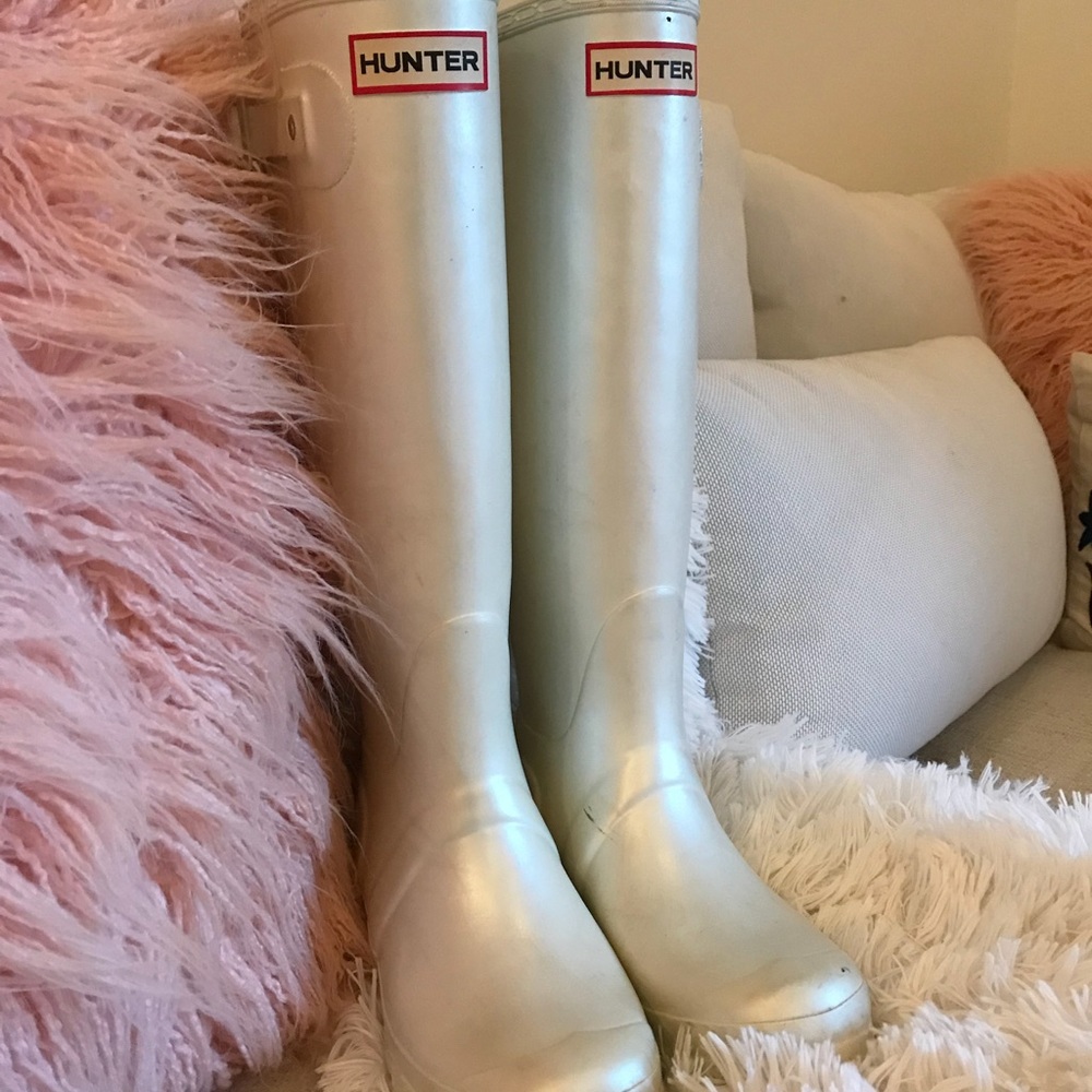 HUNTER rain boots - white pearl iridescent